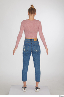 Kate Jones blue jeans casual dressed pink long sleeve t…